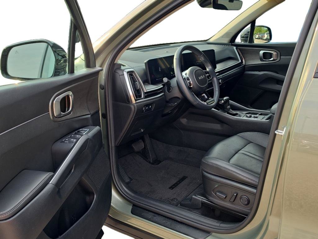 Used 2024 Kia Sorento X-Line EX AWD/4WD image 11