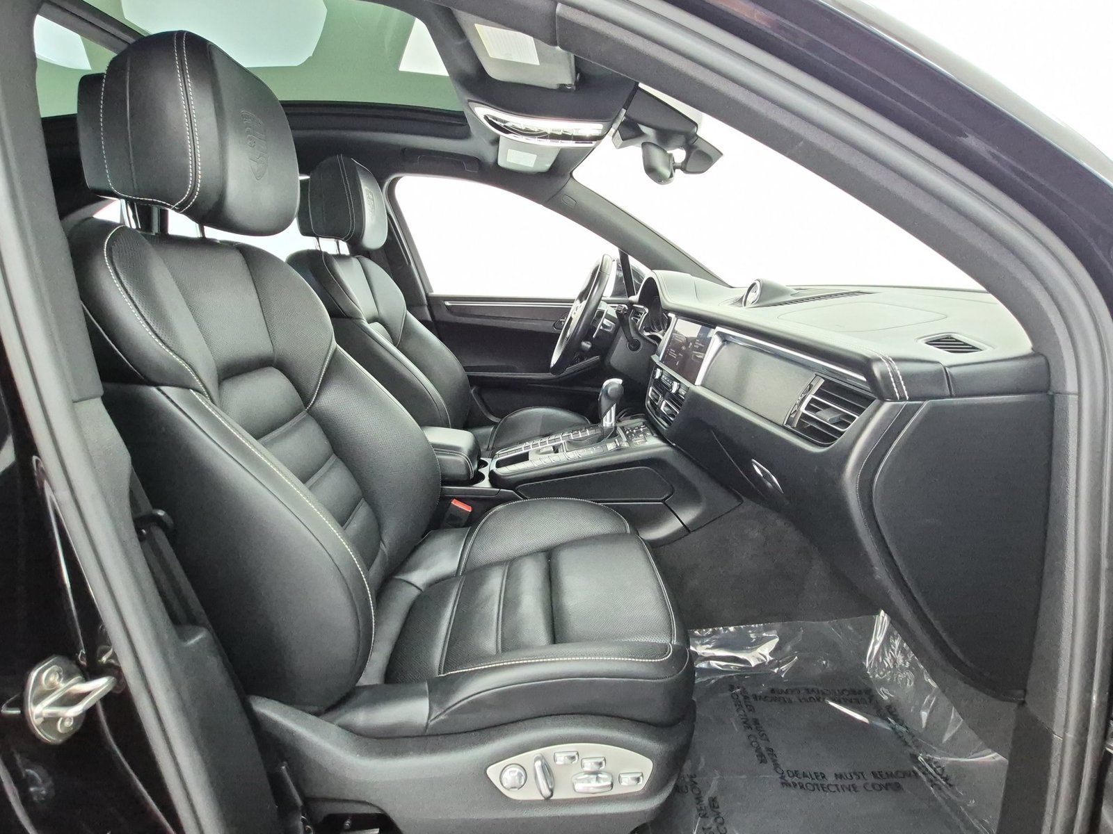 Used 2020 Porsche Macan GTS AWD/4WD image 25