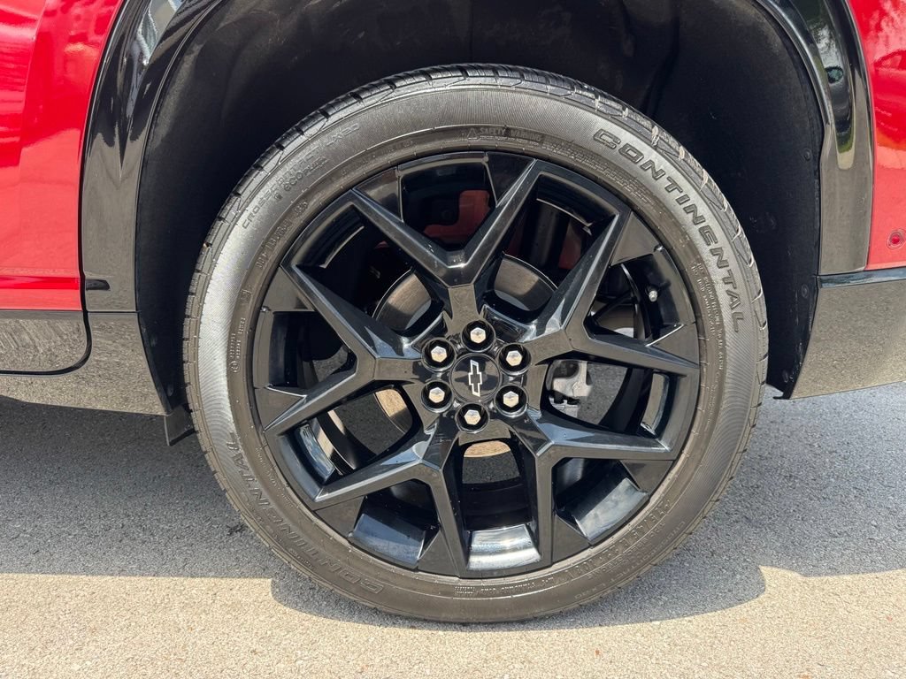 Used 2025 Chevrolet Traverse RS AWD/4WD image 31