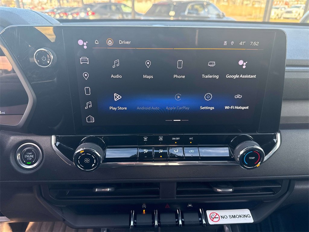 Used 2023 Chevrolet Colorado W/T image 18