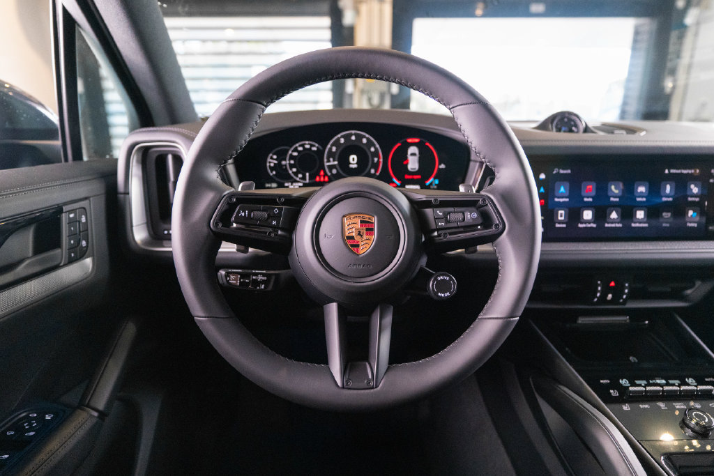 New 2026 Porsche Cayenne AWD/4WD image 32