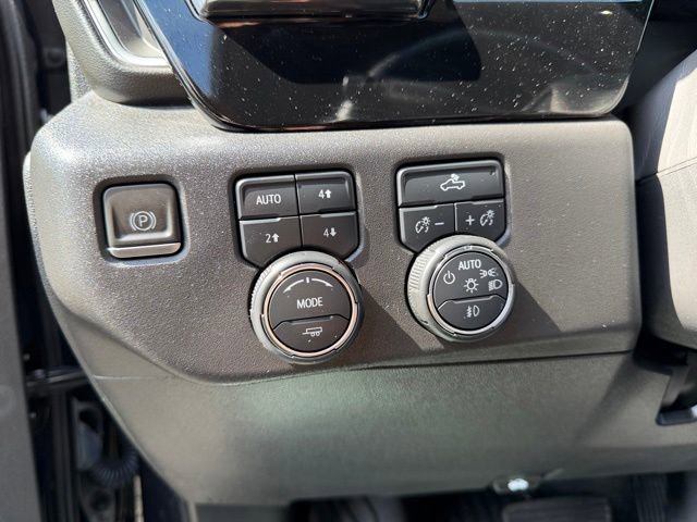 Used 2023 Chevrolet Silverado 1500 LT Trail Boss w/ Protection Package AWD/4WD image 19