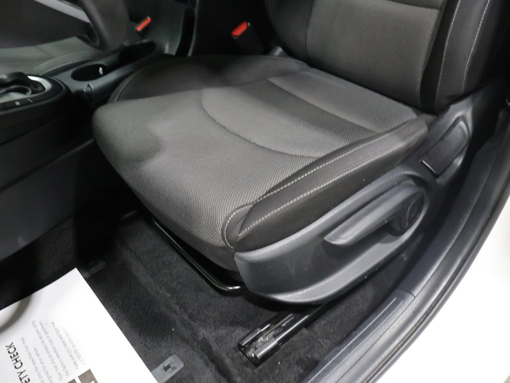 Used 2024 Kia Forte LXS FWD image 12
