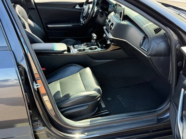 Used 2020 Kia Stinger GT-Line AWD/4WD image 24