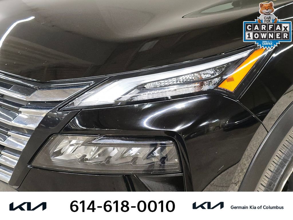Used 2025 Nissan Rogue SL image 14