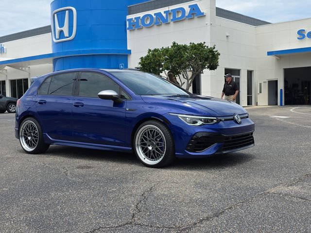 Used 2022 Volkswagen Golf R AWD/4WD image 2