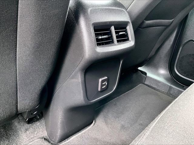 Used 2023 Chevrolet Equinox LT image 26