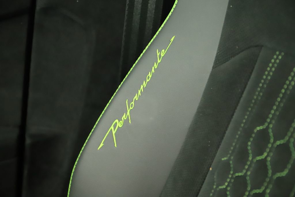 Used 2023 Lamborghini Urus Performante image 33