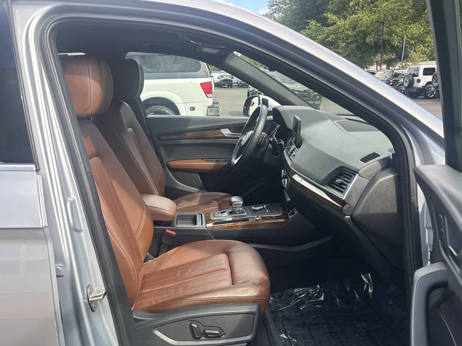 Used 2018 Audi Q5 2.0T Premium Plus AWD/4WD image 9