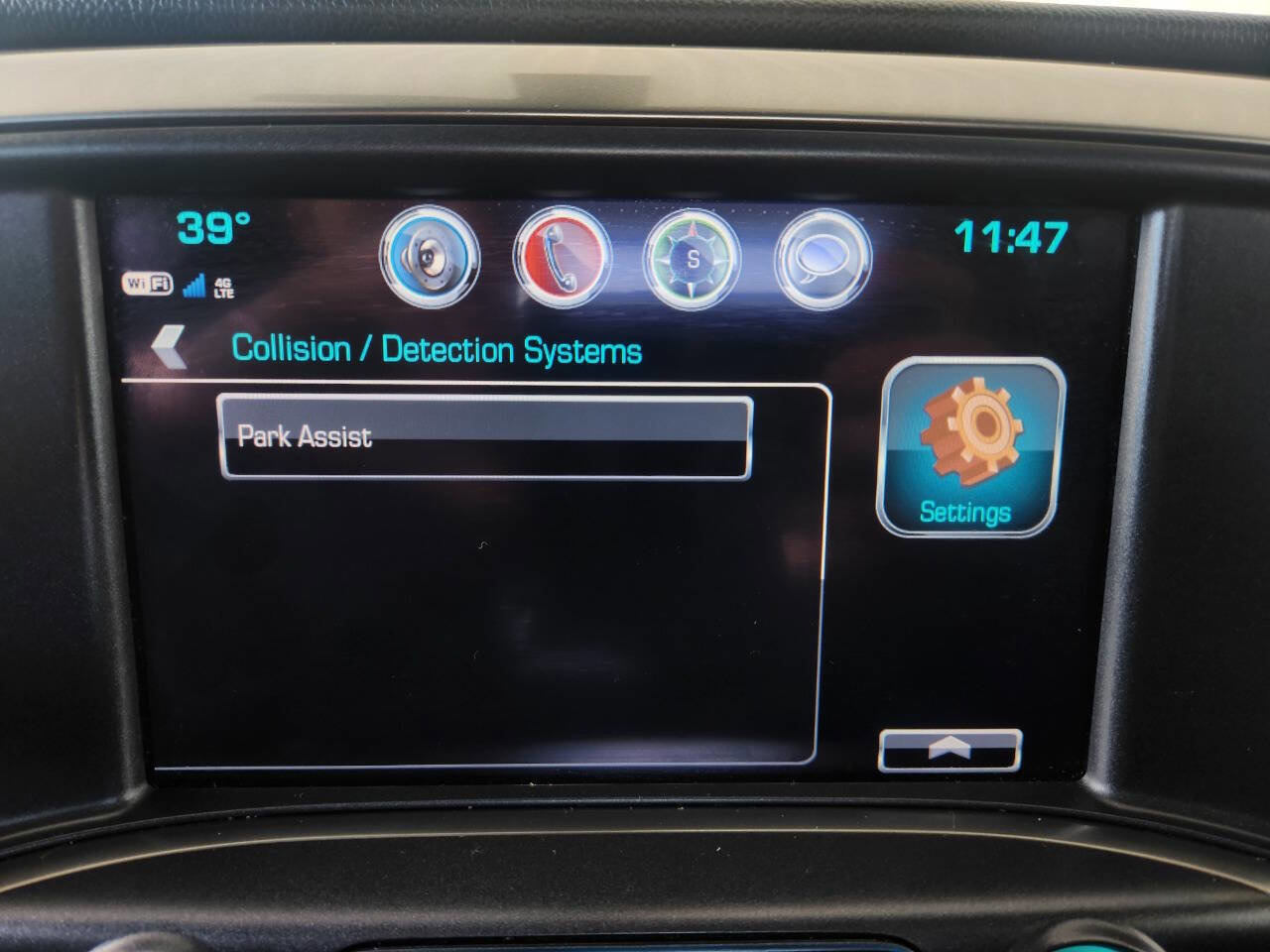 Used 2018 GMC Acadia SLE w/ LPO, Floor Liner Package image 42