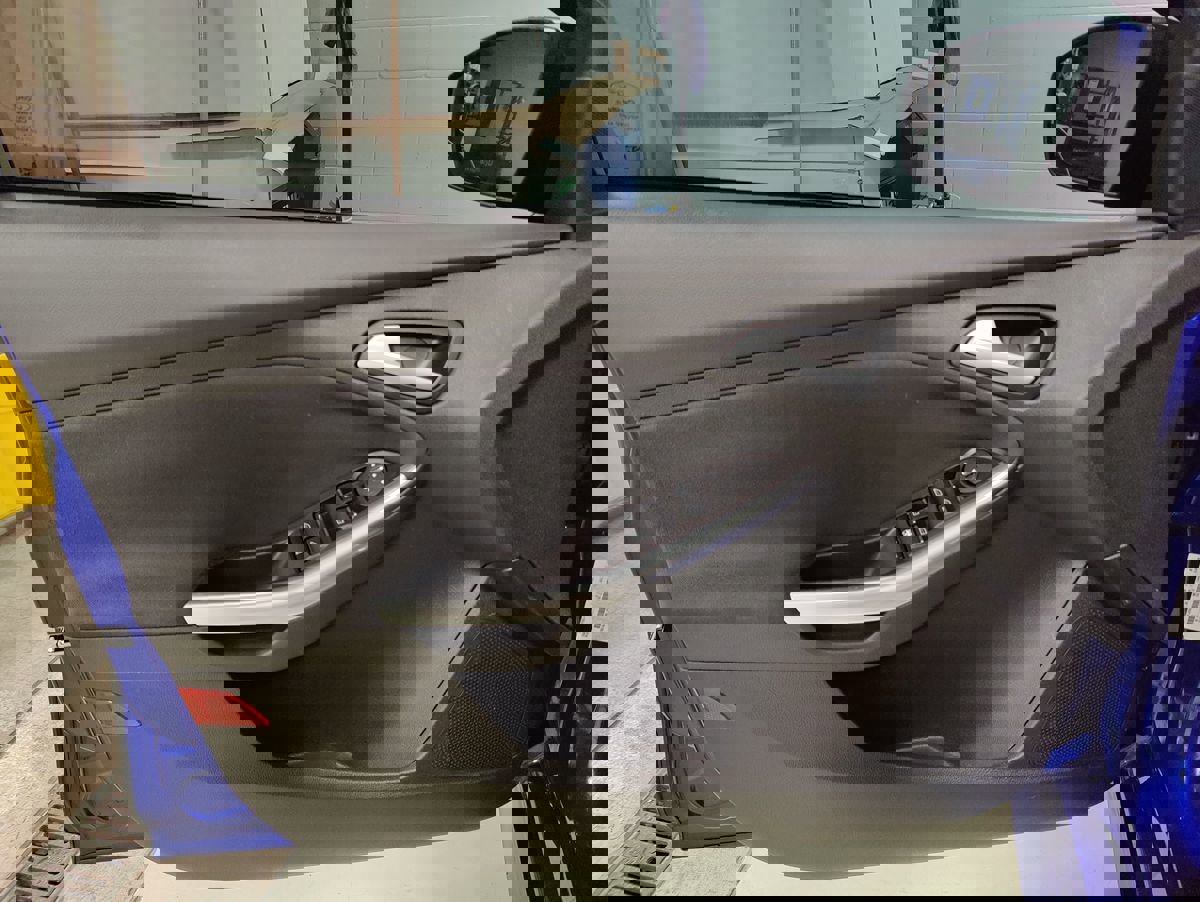 Used 2014 Ford Focus ST w/ Equipment Group 201A image 23