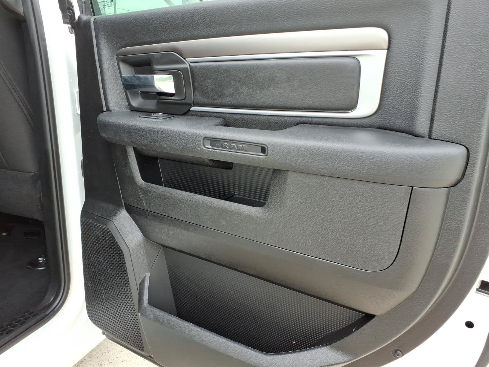 Used 2024 RAM 1500 Classic Warlock AWD/4WD image 10