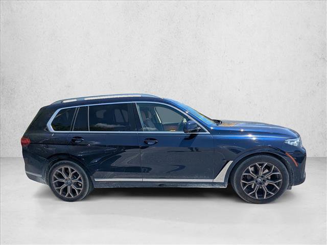 Used 2021 BMW X7 xDrive40i w/ Luxury Seating Package image 4