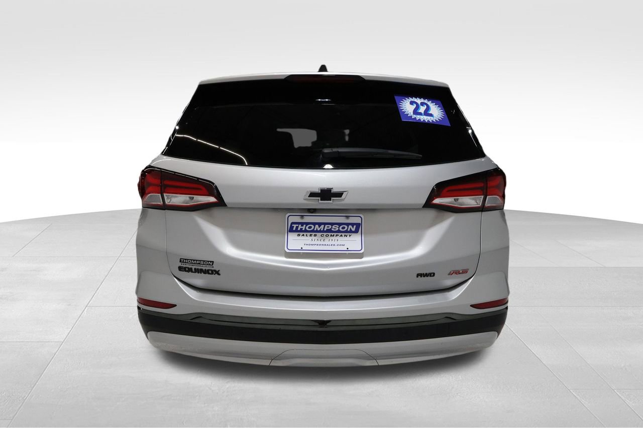 Used 2022 Chevrolet Equinox RS w/ Infotainment Package image 3