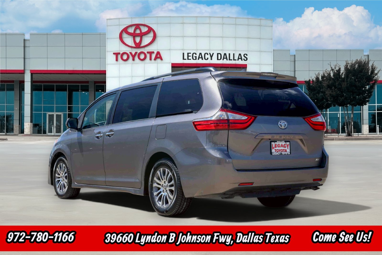 Used 2019 Toyota Sienna XLE FWD image 8