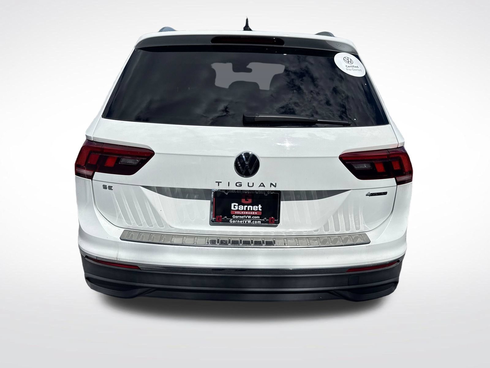 Certified 2024 Volkswagen Tiguan SE AWD/4WD image 4