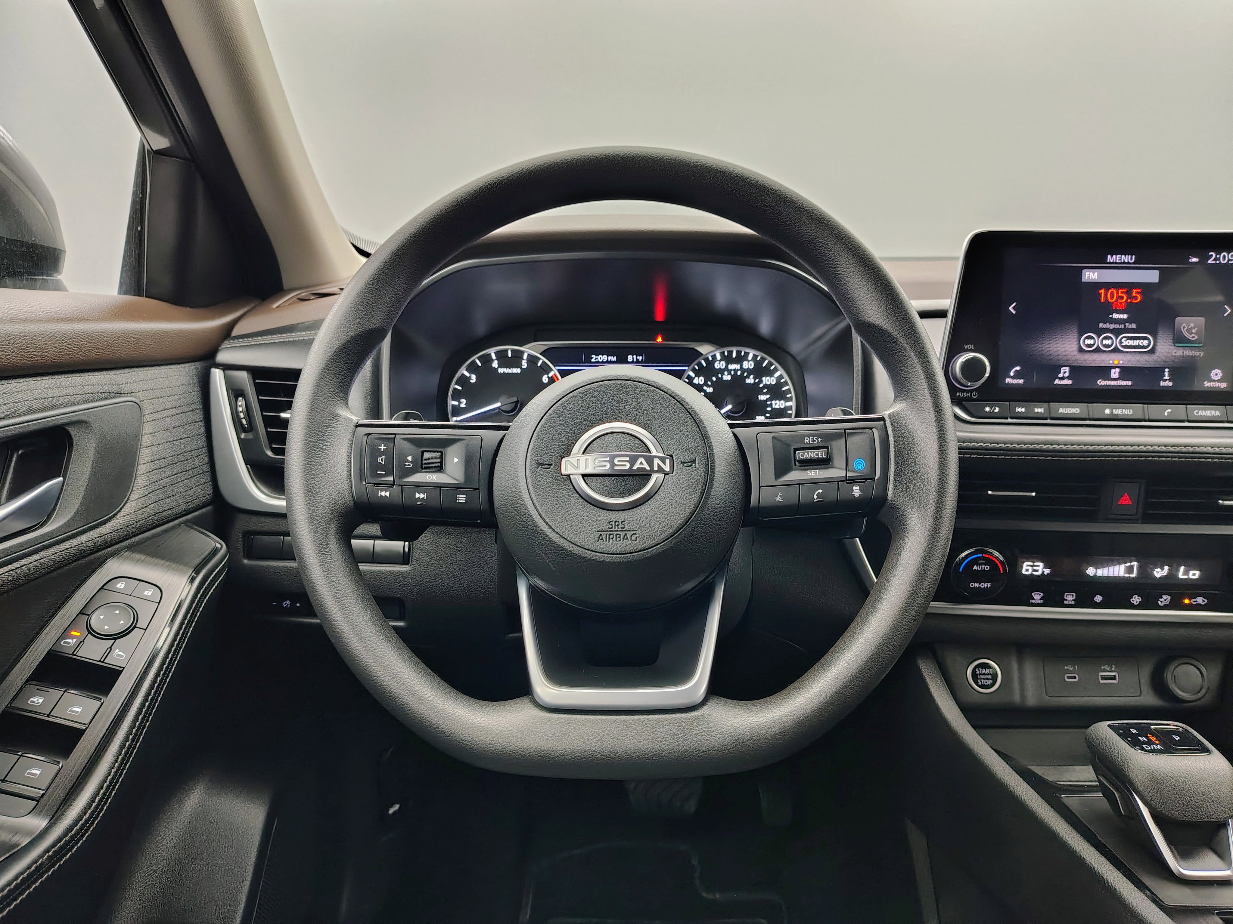 Used 2023 Nissan Rogue SV AWD/4WD image 35