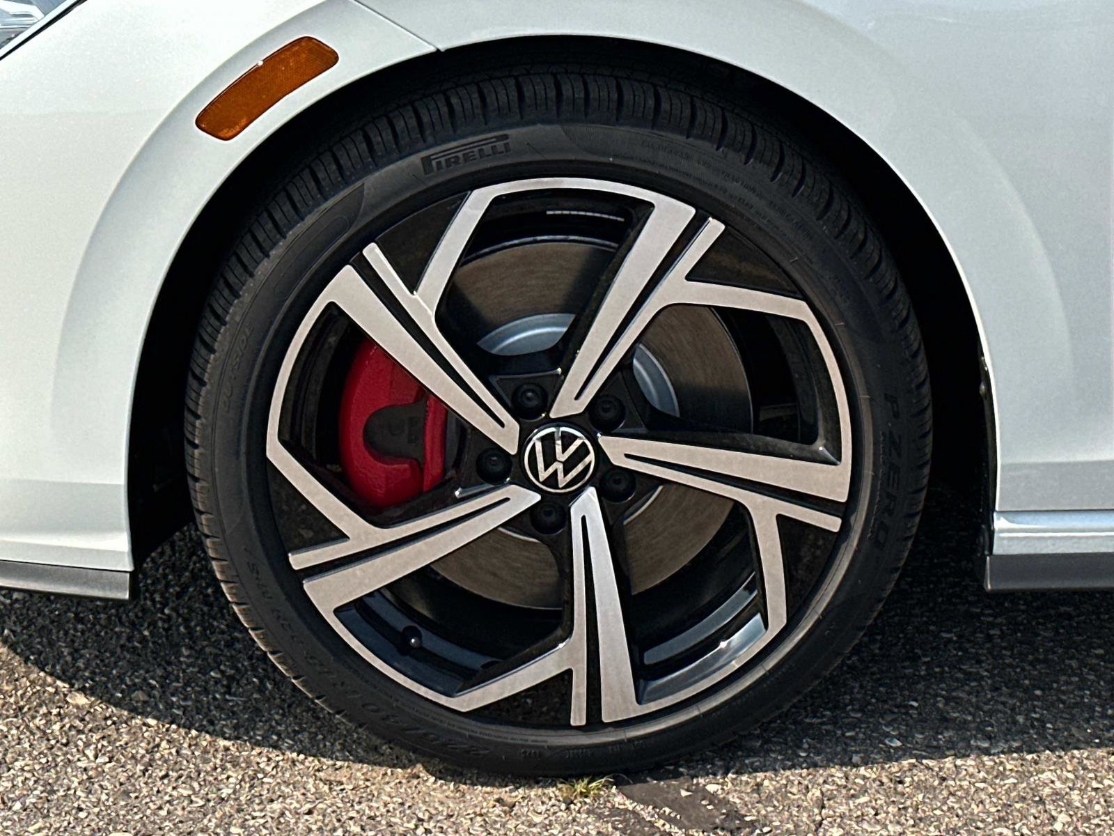 New 2025 Volkswagen GTI SE image 9