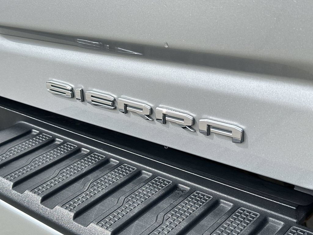 Used 2023 GMC Sierra 2500 Denali w/ Technology Package AWD/4WD image 32