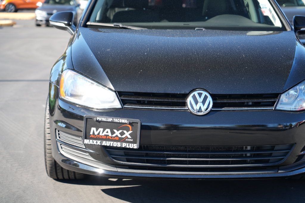 Used 2016 Volkswagen Golf S FWD image 5