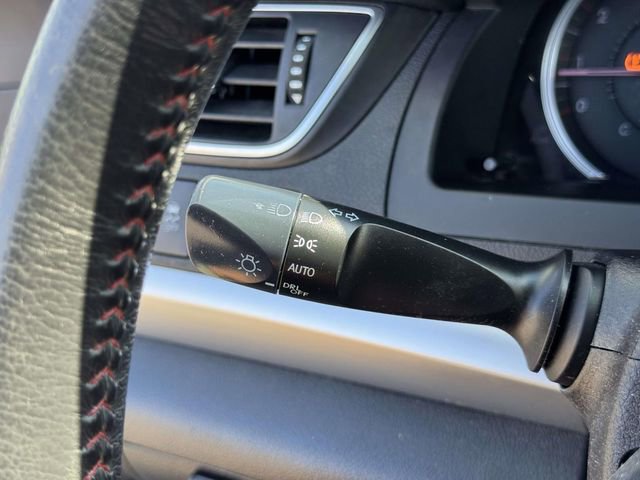 Used 2017 Toyota Camry SE image 23