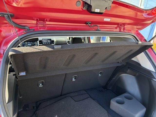 Used 2026 Hyundai Venue SE image 32