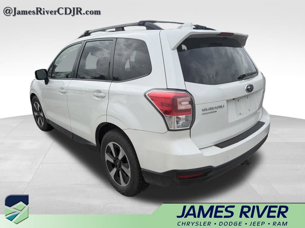 Used 2018 Subaru Forester 2.5i Premium AWD/4WD image 6