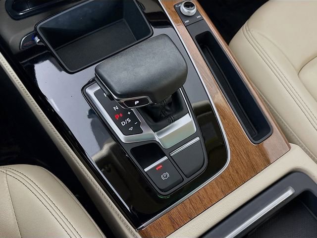 Used 2022 Audi Q5 2.0T Premium Plus image 17