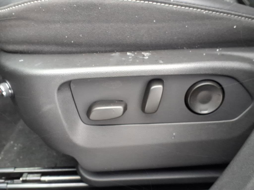 Certified 2025 Buick Envision Preferred image 14