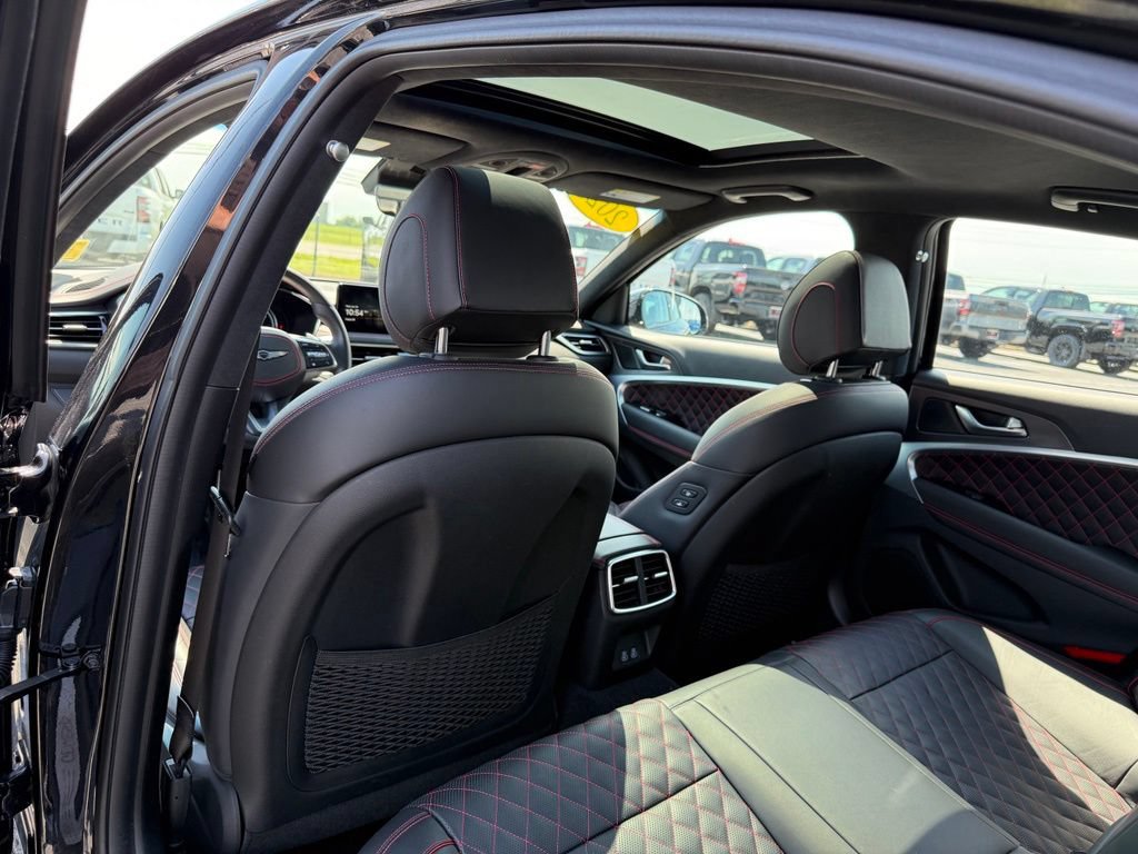 Used 2025 Genesis G70 3.3T Advanced w/ Sport Prestige Package RWD image 12