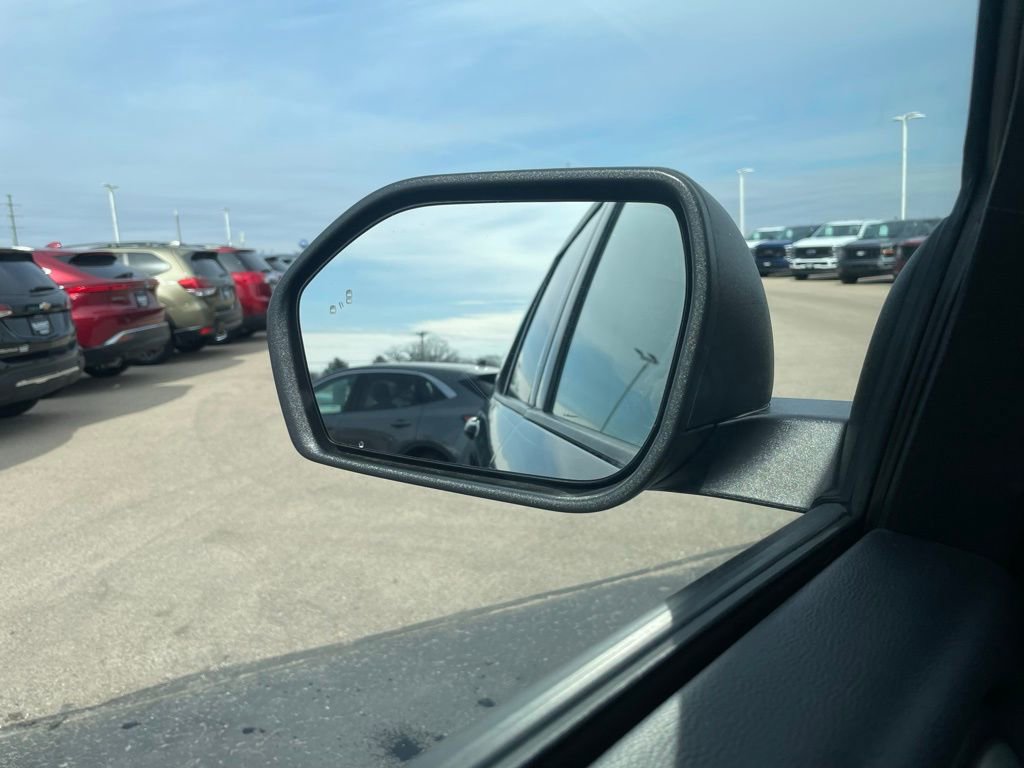 Used 2023 Ford Explorer XLT w/ Equipment Group 202A image 41