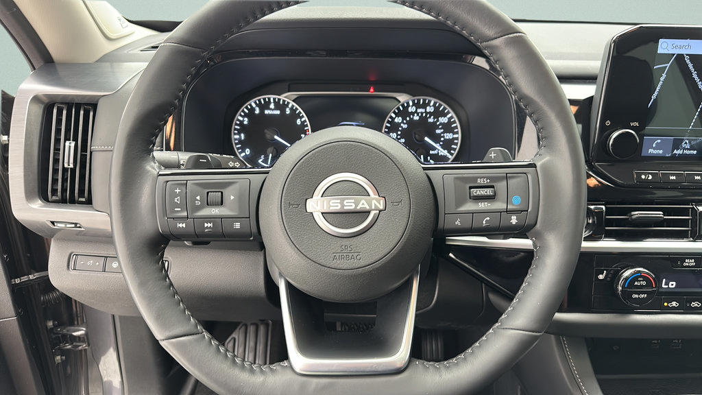 Used 2023 Nissan Pathfinder SL w/ SL Premium Package AWD/4WD image 16