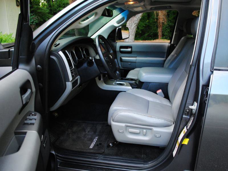 Used 2013 Toyota Sequoia Limited AWD/4WD image 4
