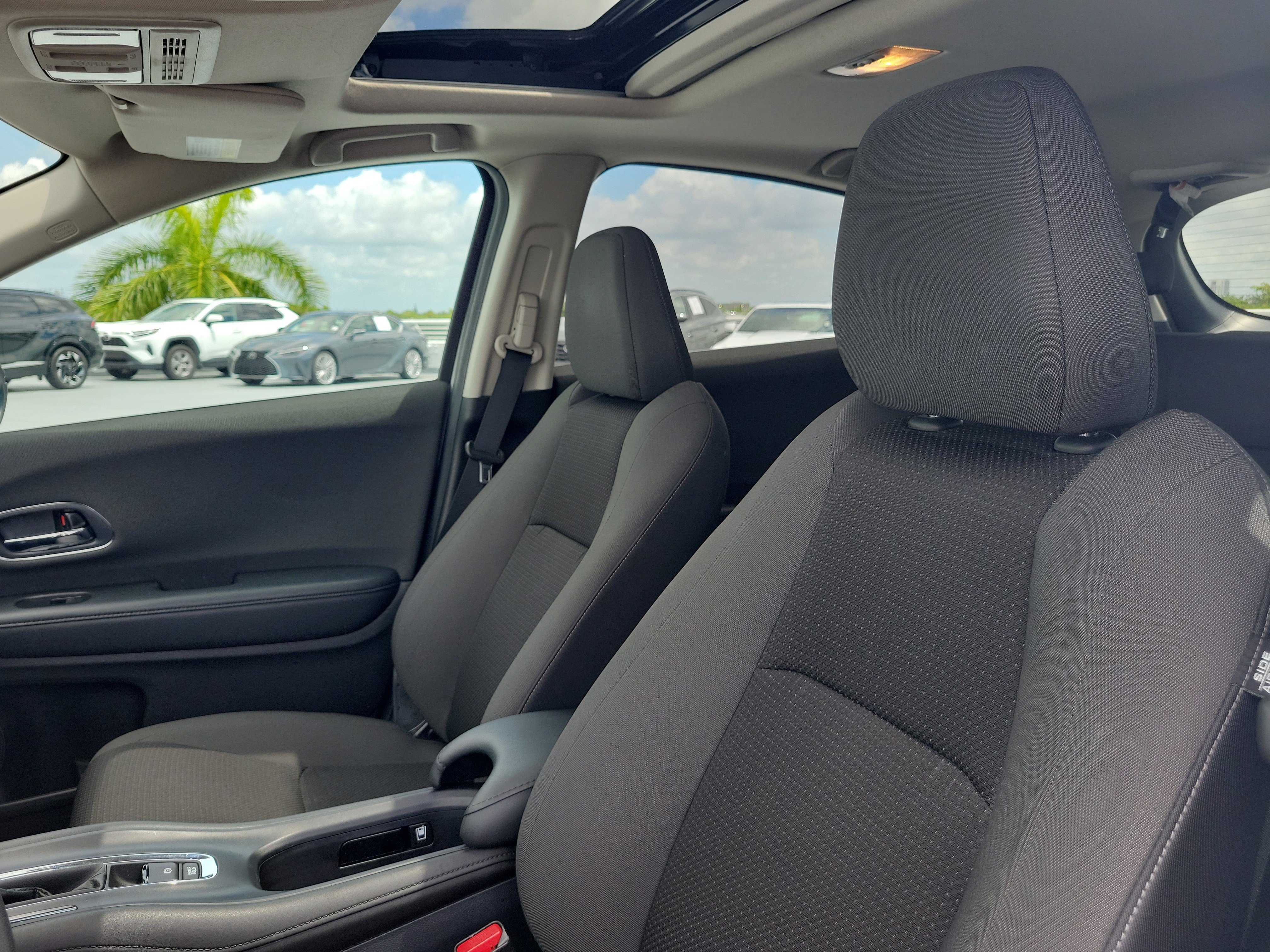 Used 2022 Honda HR-V EX image 20