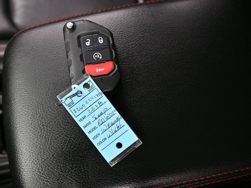 Used 2018 Jeep Wrangler Unlimited Rubicon image 17