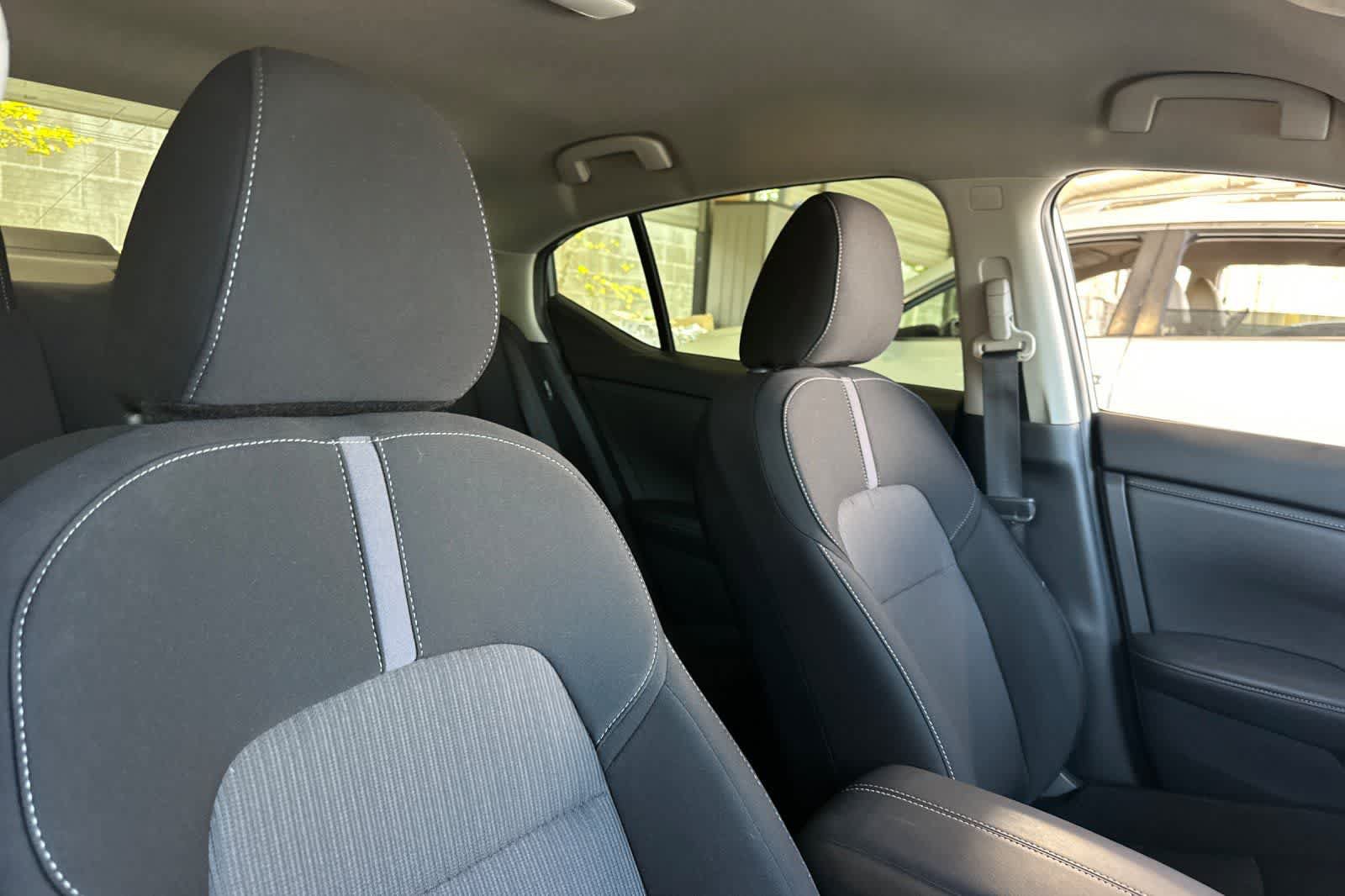 Used 2024 Nissan Sentra SV FWD image 18