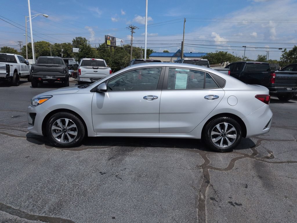 Used 2023 Kia Rio S w/ Technology Package FWD image 2