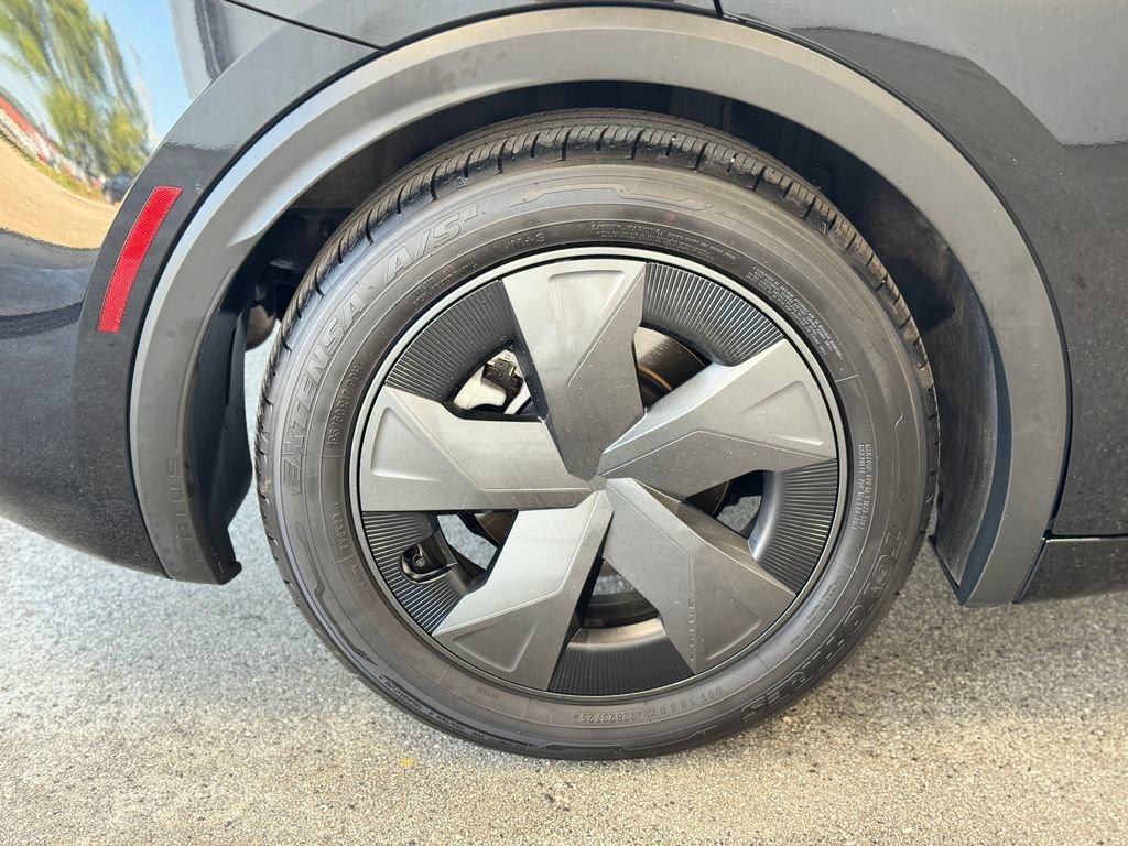 Used 2026 Toyota Prius LE AWD/4WD image 26