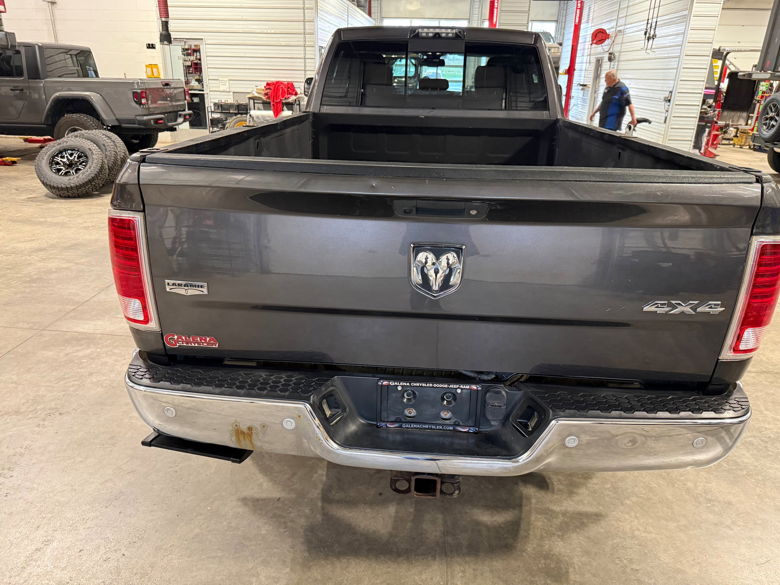 Used 2016 RAM 2500 Laramie AWD/4WD image 32