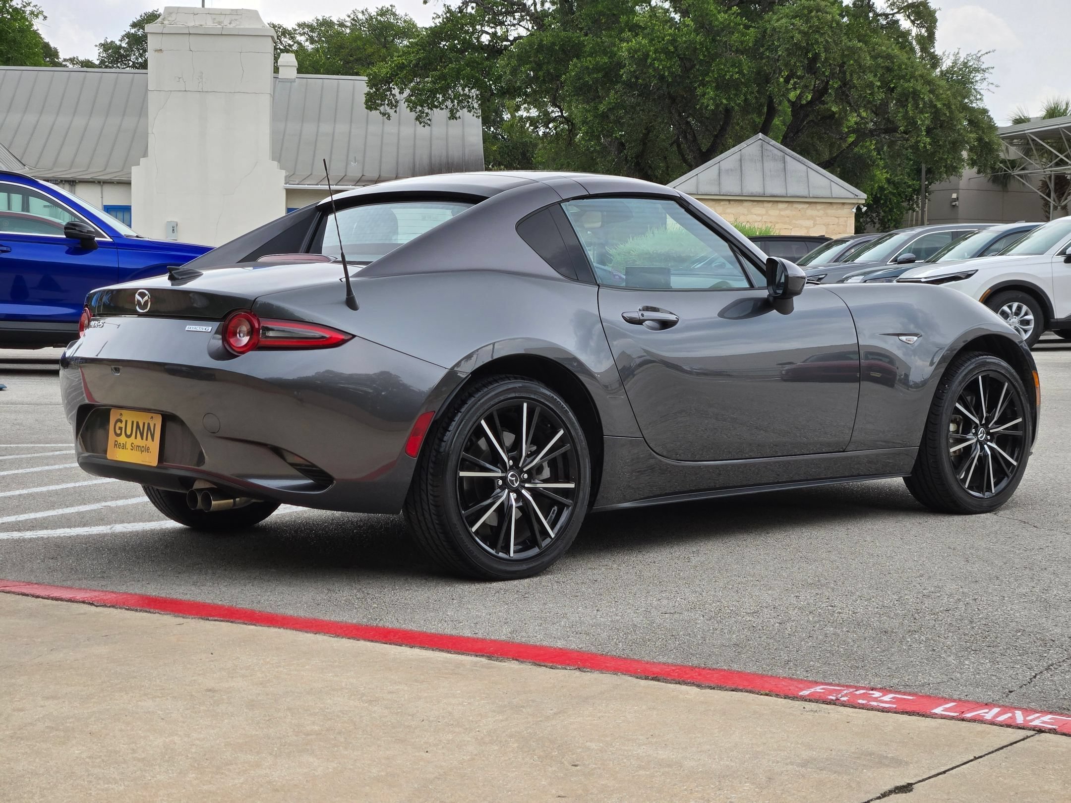 Used 2025 MAZDA MX-5 Miata RF Grand Touring RWD image 3