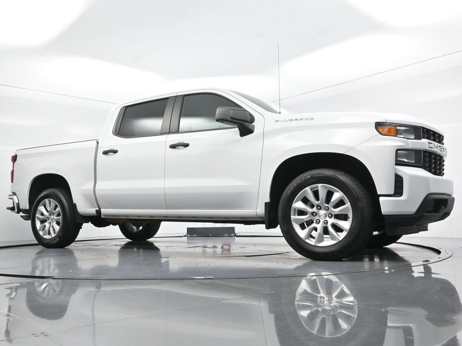 Used 2022 Chevrolet Silverado 1500 Custom w/ Safety Confidence Package RWD image 41