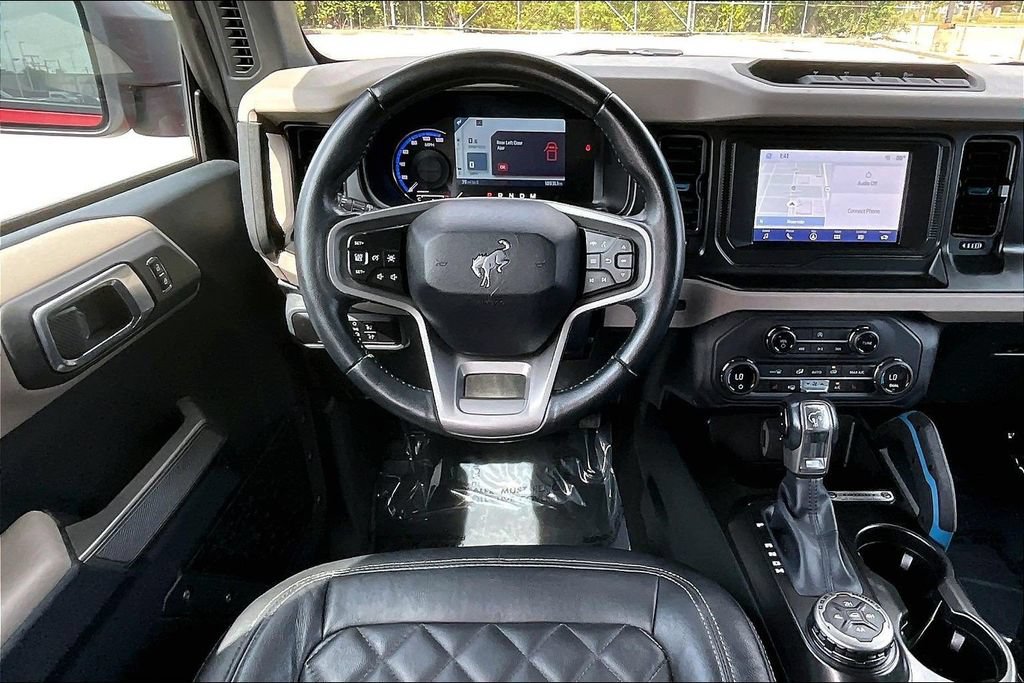Used 2023 Ford Bronco Wildtrak AWD/4WD image 5