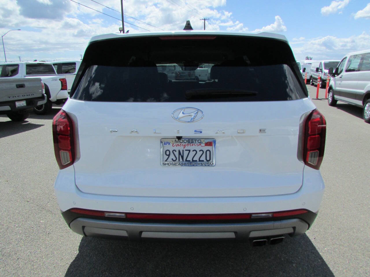 Used 2025 Hyundai Palisade SEL FWD image 8