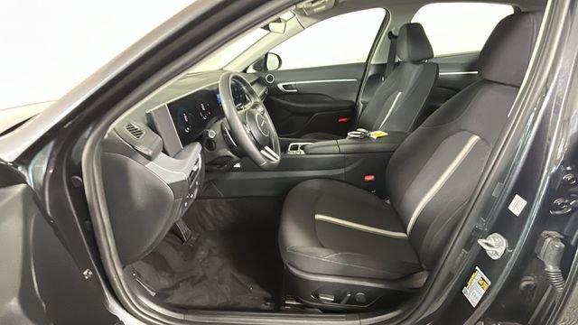 Used 2026 Hyundai Sonata SEL FWD image 11