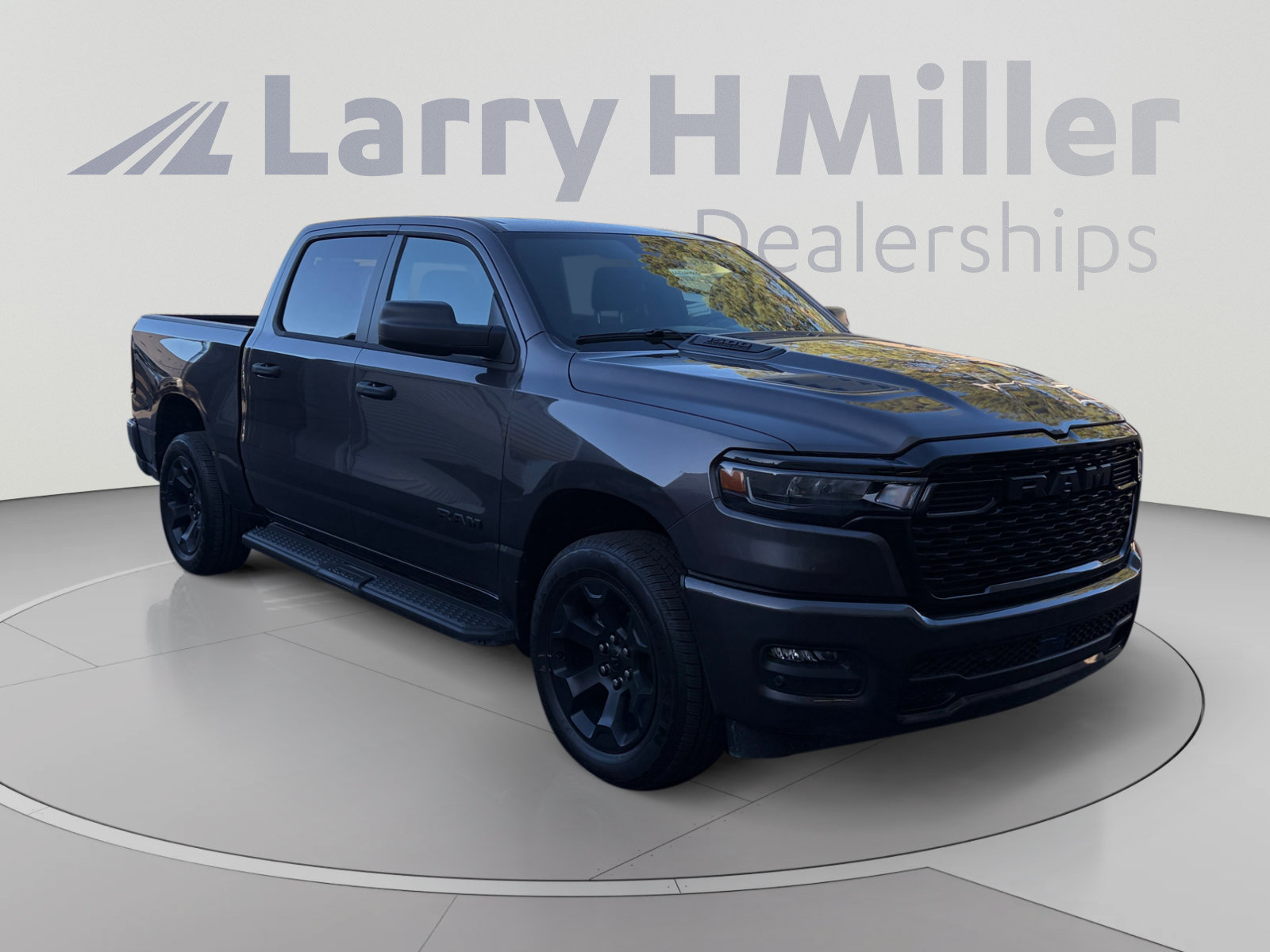 New 2026 RAM 1500 Express AWD/4WD image 7