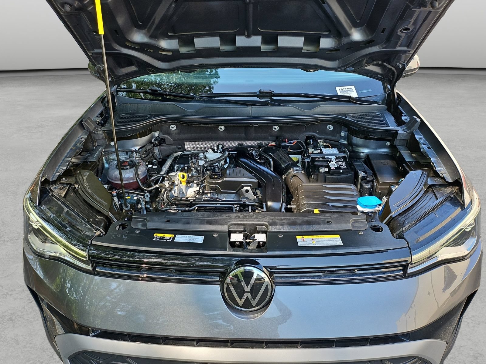 Used 2025 Volkswagen Taos SE FWD image 36