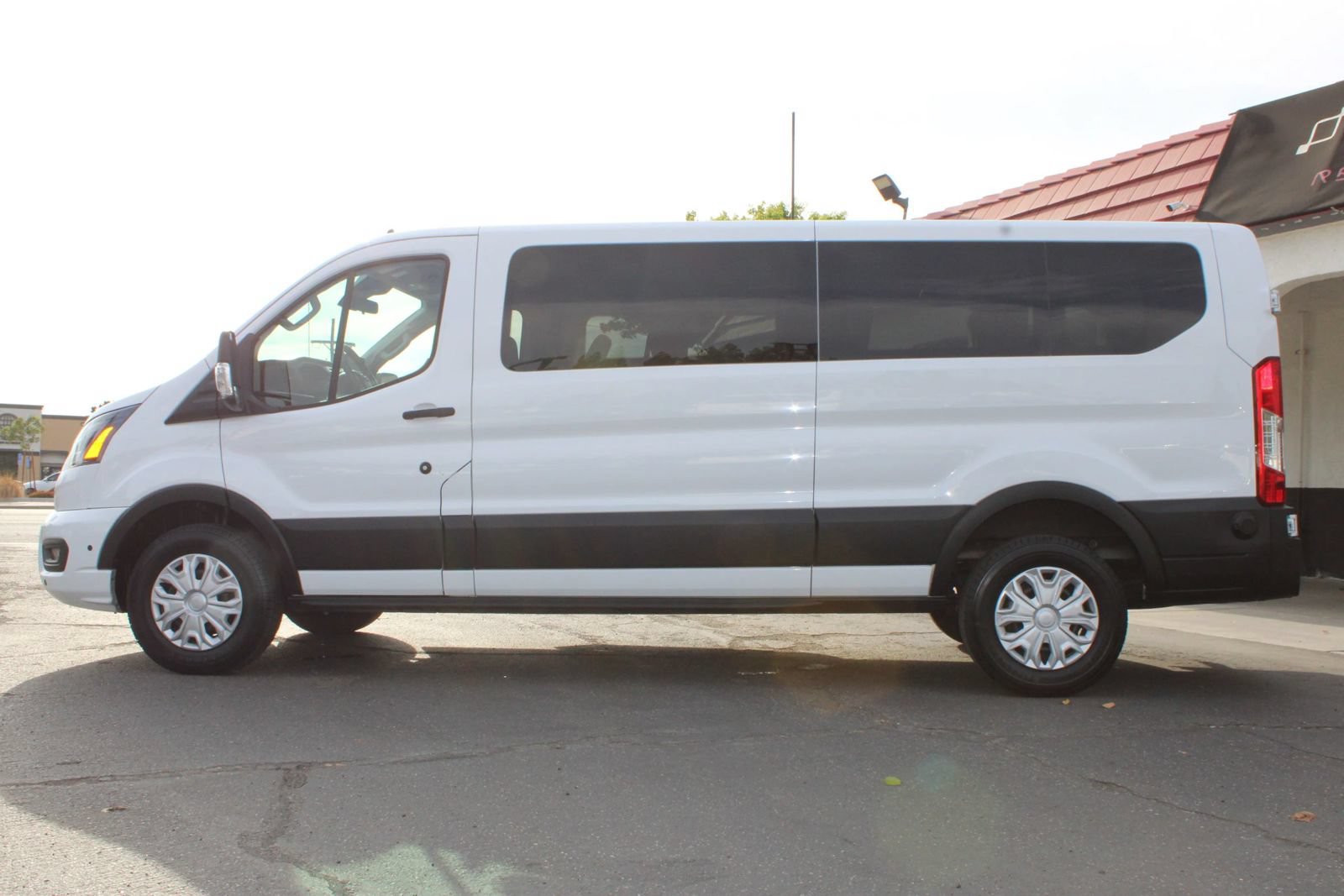 Used 2024 Ford Transit 350 XLT RWD image 43