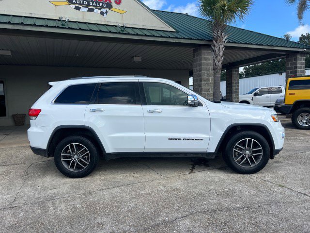 Used 2018 Jeep Grand Cherokee Limited w/ Trailer Tow Group IV RWD image 4