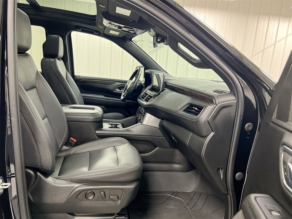 Used 2023 Chevrolet Tahoe Z71 w/ Luxury Package image 22