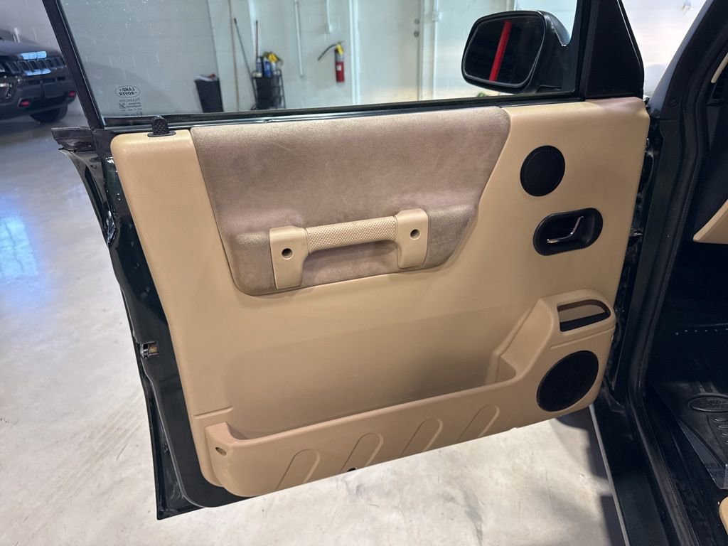Used 2004 Land Rover Discovery SE AWD/4WD image 37